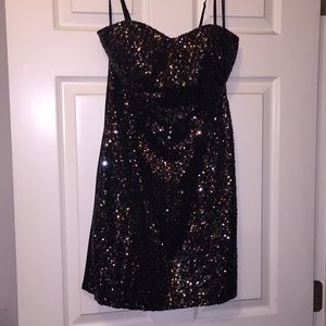 Strapless sequin fitted dress